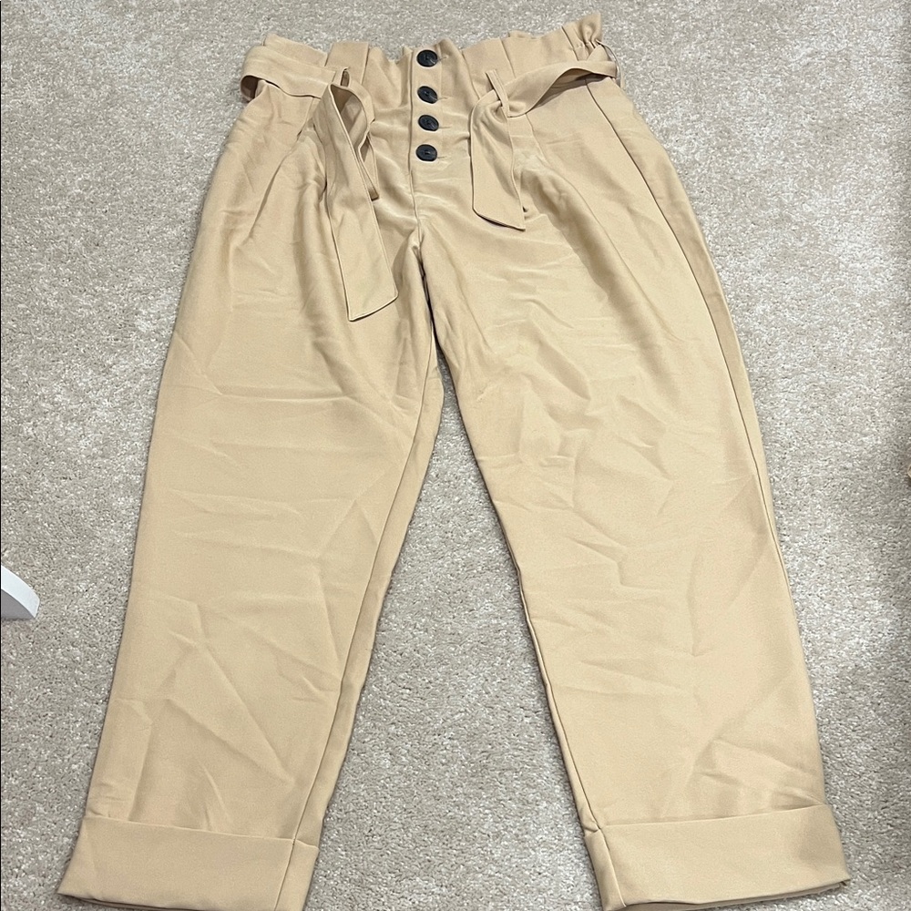 Women’s Tan Button-Up Pants